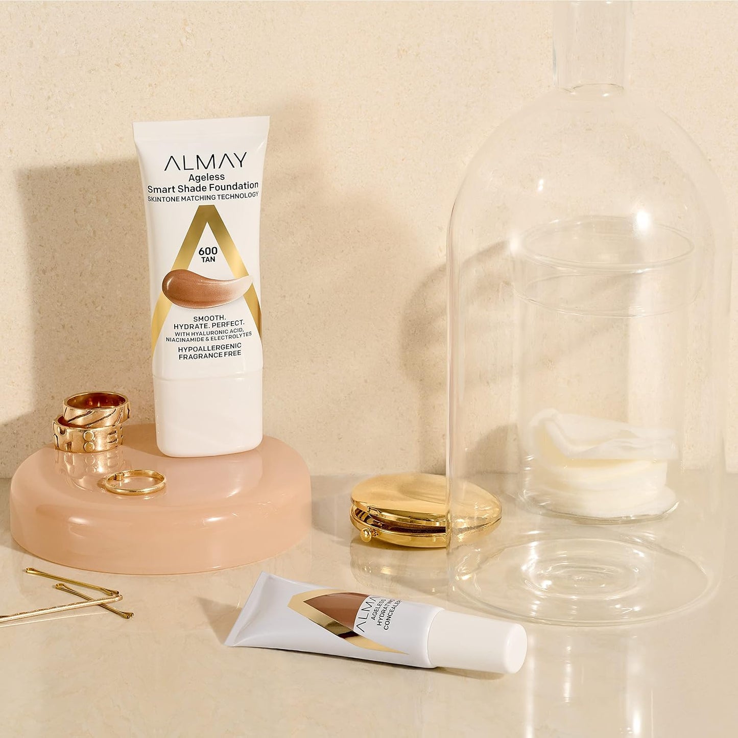 Almay Anti-Aging Foundation, Smart Shade Face Makeup with Hyaluronic Acid, Niacinamide, Vitamin C & E..