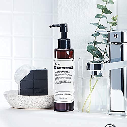 DearKlairs Gentle Black Cleansing Oil Korean Makeup Remover, 5.07 Fl Oz