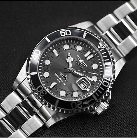 Invicta Men’s Pro Diver Quartz Watch