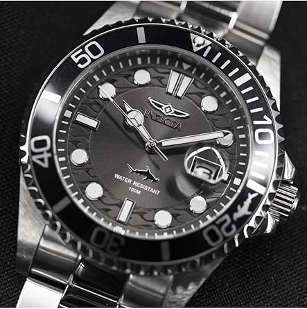 Invicta Men’s Pro Diver Quartz Watch