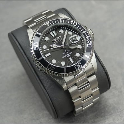 Invicta Men’s Pro Diver Quartz Watch