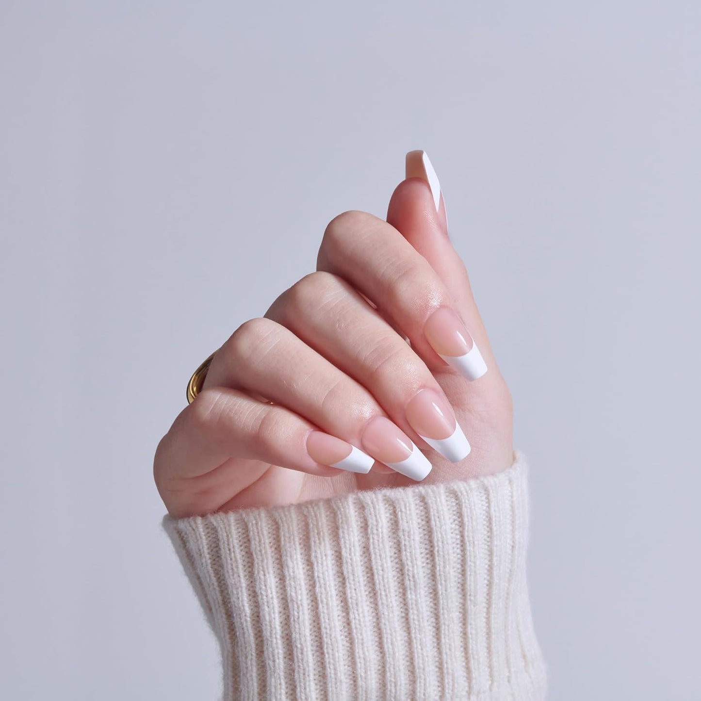 Kiss Core, Press On Nails, Nail glue included, 'Reunion', White, Medium Size, Coffin Shape, Includes 32 Nails..