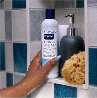 Monistat Boric Acid Feminine Wash, Fragrance-Free Intimate Wash for Women with Gentle pH-Balanced Formula