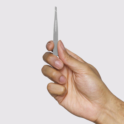 Tweezerman Stainless Steel Slant Tweezer for Eyebrows Silver